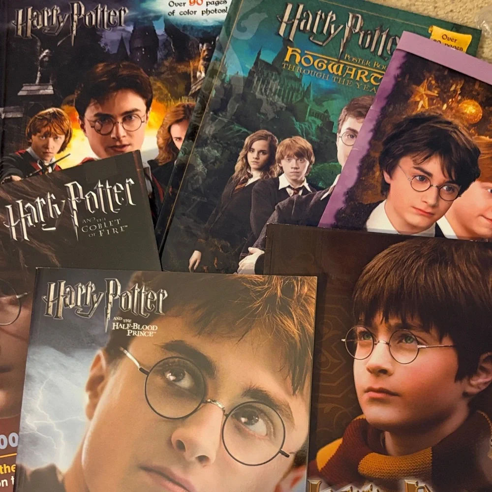 Lot of 6 new Harry Potter poster books - Picture 1 of 16